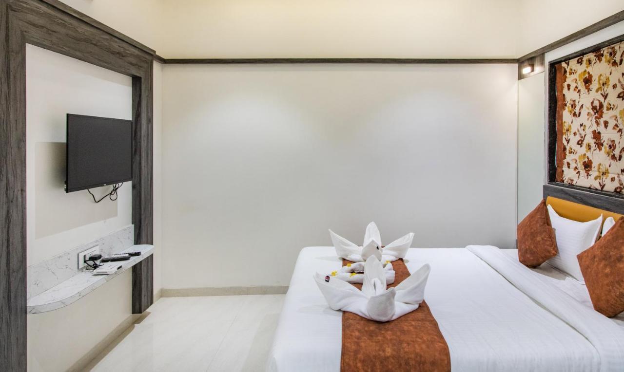 Megh Residency Navi Mumbai Hotel Exterior photo